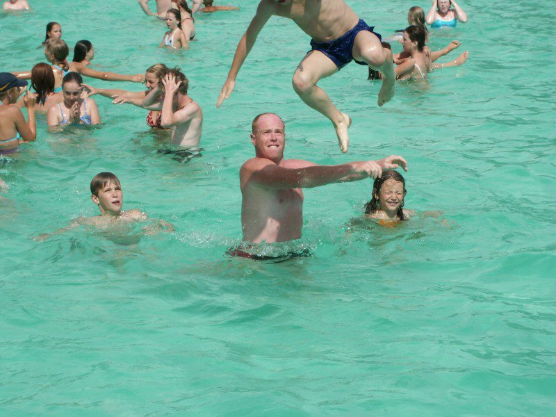 mb040801010.jpg